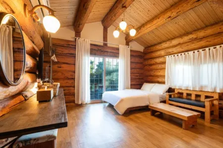 Jeju Jungmun Westie House Pension Отели рядом с достопримечательностью «Bonte Museum»