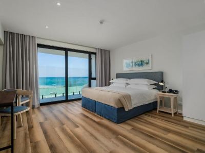 Paxton Luxury Apartments