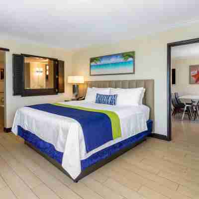 Wyndham Deerfield Beach Resort Rooms