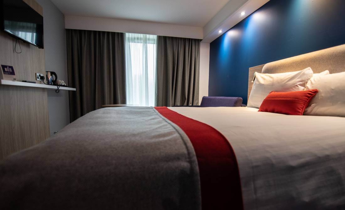 Holiday Inn Express London Stansted Airport, an IHG Hotel-Stansted  Mountfitchet Updated 2022 Room Price-Reviews & Deals | Trip.com