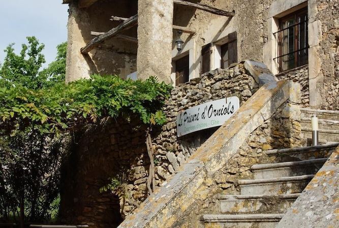 Le Prieuré d'Orniols