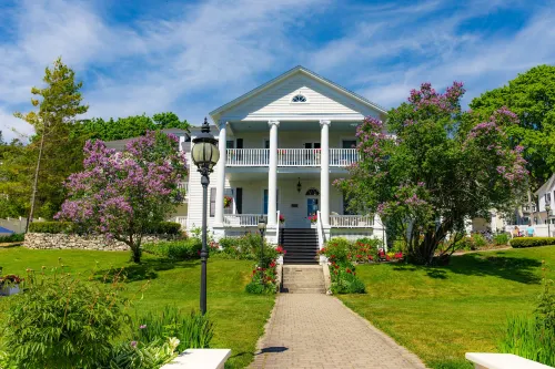 Harbour View Inn Hotels in Mackinac Island