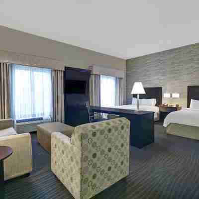 Hampton Inn & Suites Robbinsville Rooms