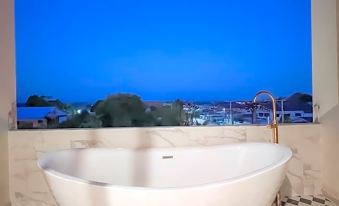 The Room Hotel - Housity