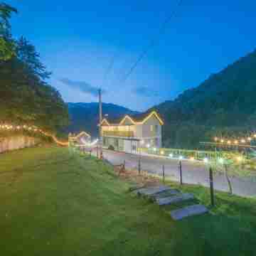 Haena Pension Hotel Exterior