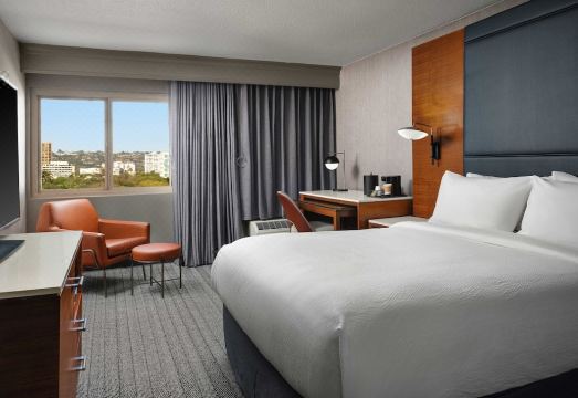 코트야드 로스앤젤레스 센추리 시티/비벌리 힐스