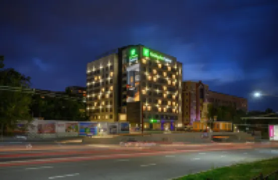 Holiday Inn Express ALMATY by IHG โรงแรมใกล้พิพิธภัณฑ์สถานแห่งชาติกลางสาธารณรัฐสาธารณรัฐฮัชสถาน