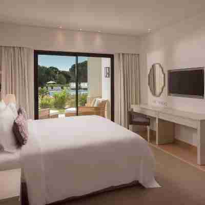 Pine Cliffs Ocean Suites, a Luxury Collection Resort & Spa, Algarve Rooms