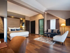 Saint Ten Boutique Hotel, Small Luxury Hotels
