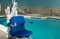 Holiday Inn Express Amherst - Lockport by IHG - Pools