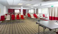 Holiday Inn Express Northampton - South Hotels in Towcester