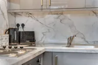 Garden Flat, Stylish, Modern Flat, Near Balloch.