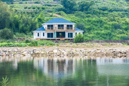 Miryang Raon Jenna Pension Отели в г. Мирян