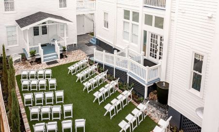 Adams League Historic Inn - Housity