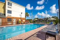 Sonesta Simply Suites Miami Airport Doral - Pools