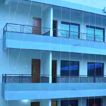 Aditi Comforts Service Apartment Hotel Exterior