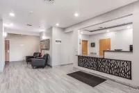Quality Inn & Suites Omaha Chalco Hotels in Millard