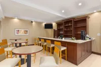 Wyndham Garden Grand Rapids Airport Hotels in Grand Rapids