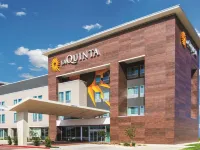 La Quinta Inn & Suites by Wyndham Bloomington Hotels in Monroe County