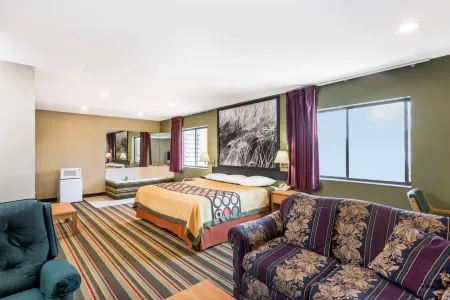 Super 8 by Wyndham Chanute