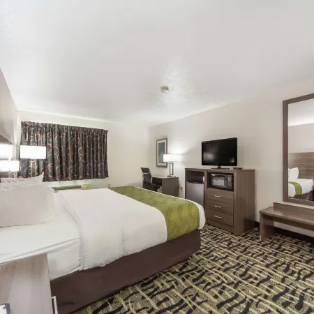 Quality Inn & Suites Omaha Chalco