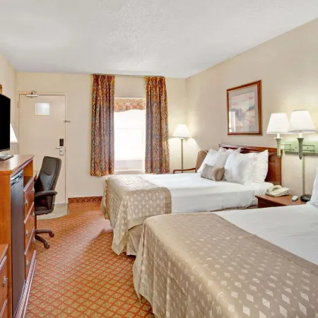 Ramada by Wyndham West Memphis