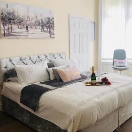 The Winter Garden Suites