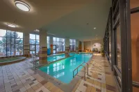 Fairmont Tremblant - Pools