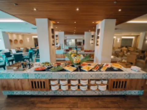 Celebration Resort Olímpia by Hot Beach Hotels in Olimpia