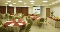 Land Express Neuquén - Parkering
