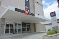 Ibis Jacarei - 3-Star