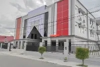 RedDoorz Syariah Plus Near Tanjungpura University 2 Pontianak