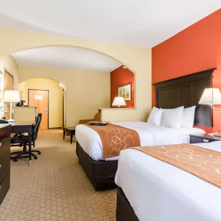 Comfort Suites Salina South
