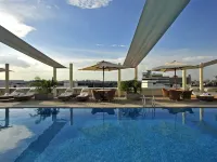 Taj Club House Hotels near German Consulate General