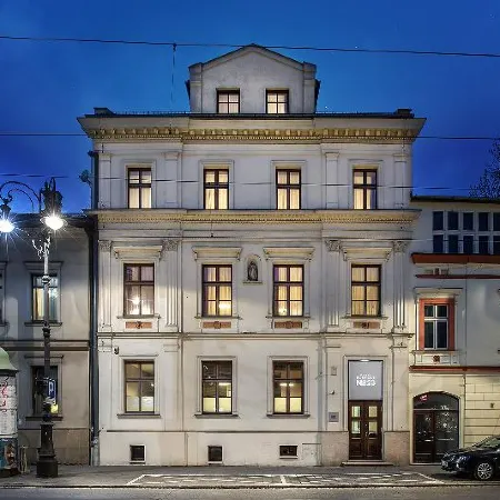 No.23 Premium Aparthotel