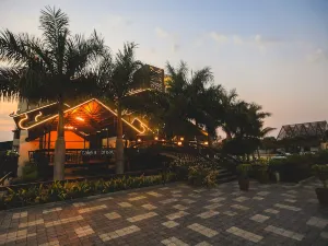 Rudraksh Club & Resort