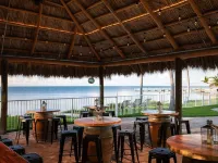 Grassy Flats Resort & Beach Club Hotels in Маратон