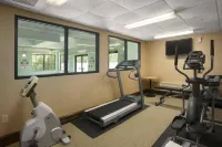 Wingate by Wyndham High Point - Gym