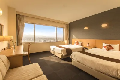 Tresta Shirayama Hotel dekat Gakuendori Station