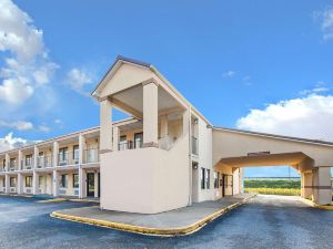 Americas Best Value Inn Grayson