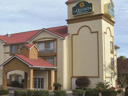 La Quinta Inn & Suites by Wyndham Atlanta South - Newnan