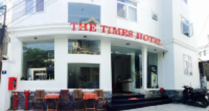 The Times Hotel Các khách sạn gần Lăng Dục Ðức
