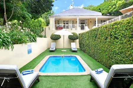 Auberge Daniella Отели в г. Фрэншек