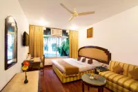 Hotel Deep Palace