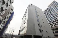 Hotel Yaja Wirye Hotel dekat Hyeonchungtab