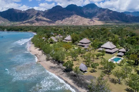 Puri Ganesha Villas Отели рядом с достопримечательностью «Biorock Pemuteran bali»