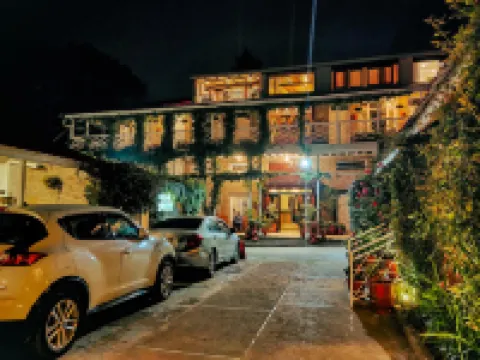 Lockwood Hotel Murree Hotels in Murree