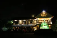 The saroja grand villa resorts Hôtels à : Sasunavghar