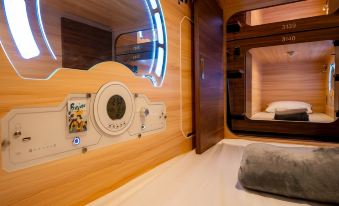 Jpod Capsule Hotel