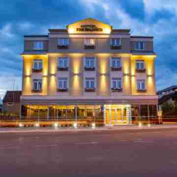 Hotel Resurs Hotel Exterior
